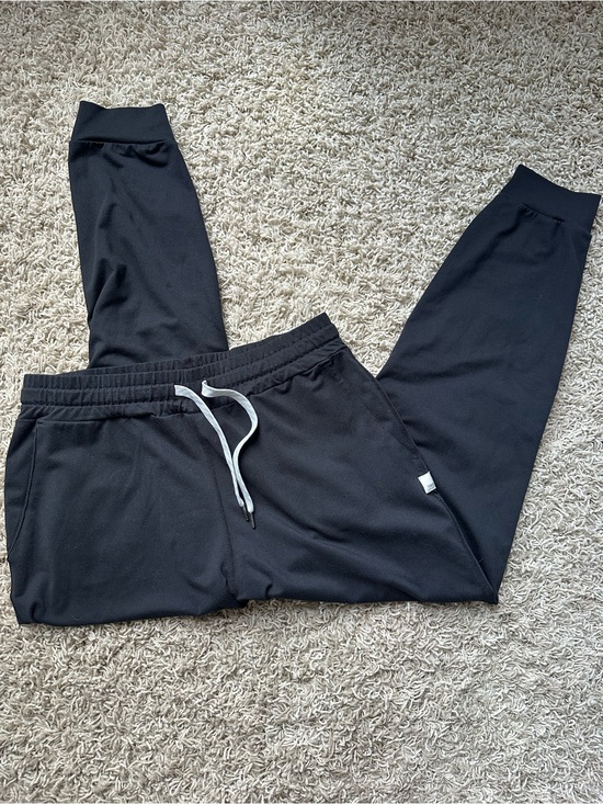 Vuori Pants - Vuori joggers